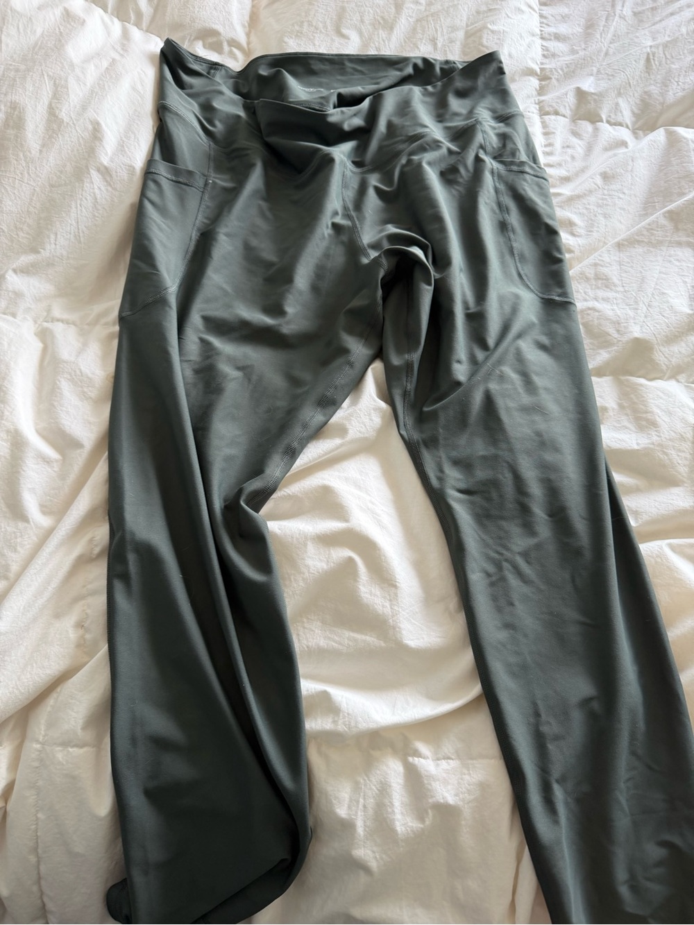 Old Navy Active High-Rise Leggings in Dark Green